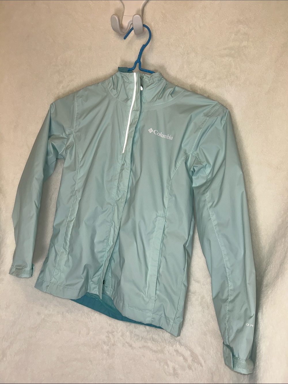 Columbia Kid’s Mint Green Hooded Windbreaker Jacket
